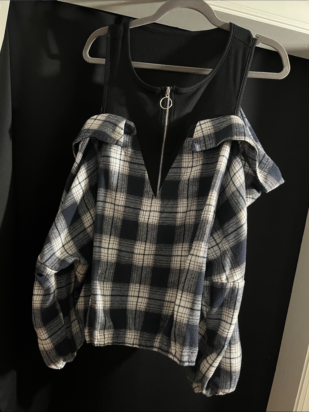 SHEIN Black & White Plaid Cold-Shoulder Zip Front Top